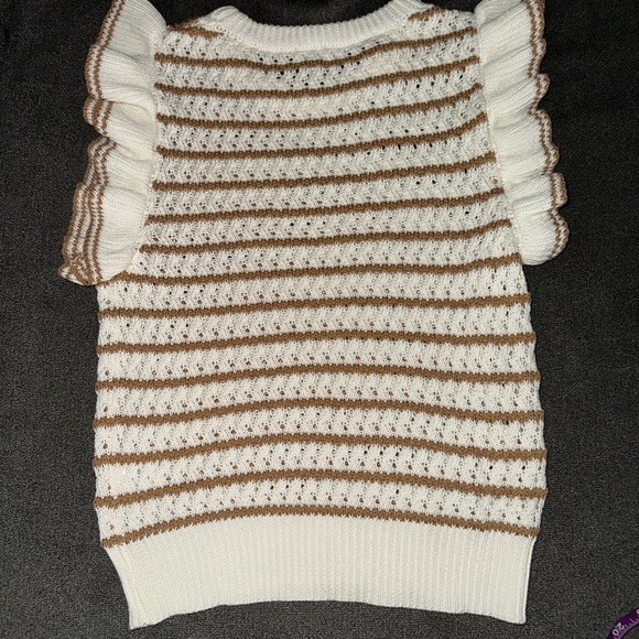 Crochet Cream Tan Ruffled Crop Blouse - Picture 3 of 5